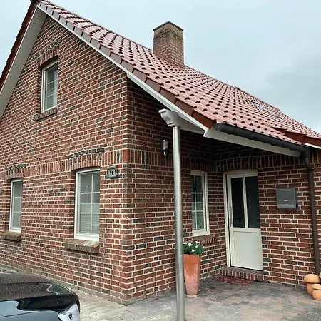 Holiday home Neuhaus Deichperle *